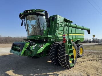 Main image John Deere S770